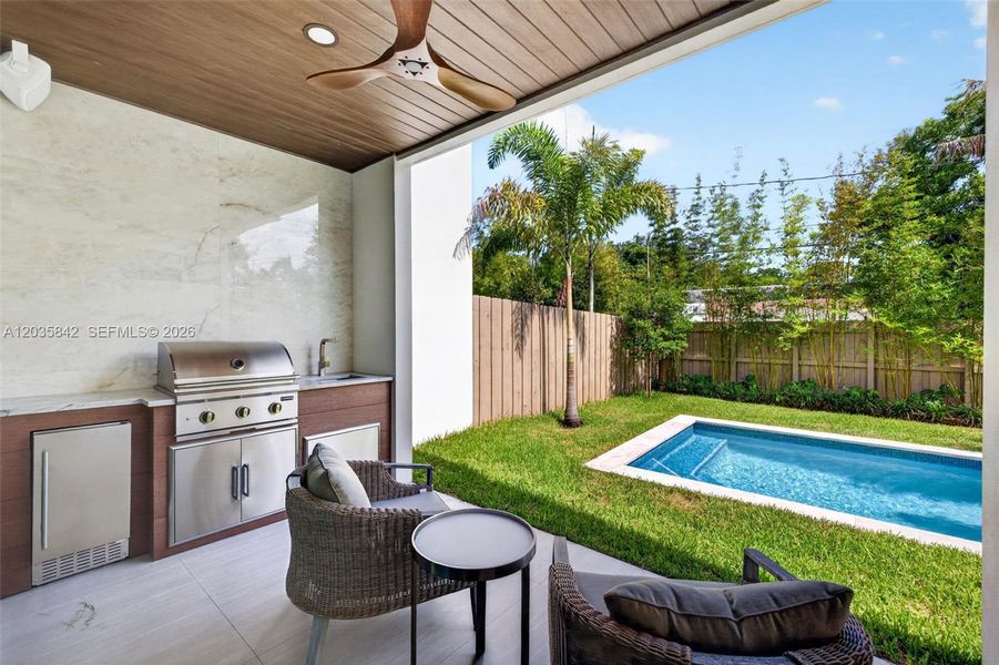 Exterior details and patio area of a home in , Fort Lauderdale (Image 28). Exterior details and patio area of a home in , Fort Lauderdale (Image 28).