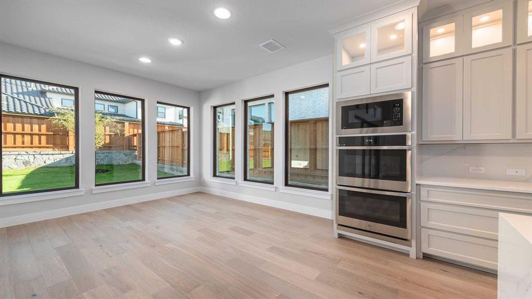 Spacious, unfurnished interior of a new home in Fields 60', Frisco (Image 33).