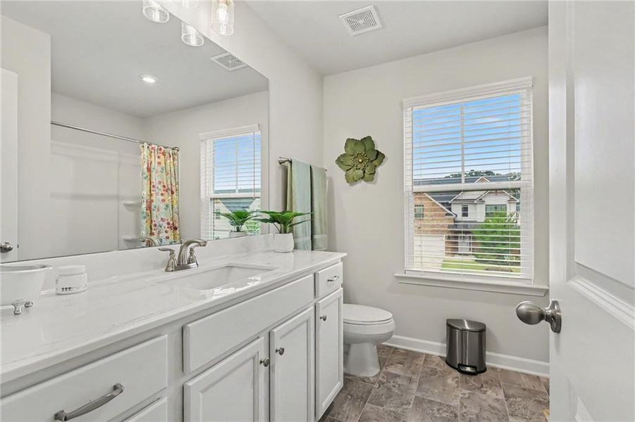 Furnished interior view inside a new home in Old Lost Mountain Estates, Powder Springs (Image 18).