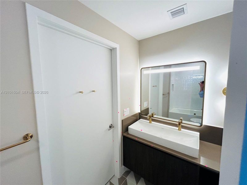 Furnished interior view inside a new home in Gale Hotel & Residences Miami (former Natiivo), Miami (Image 8).