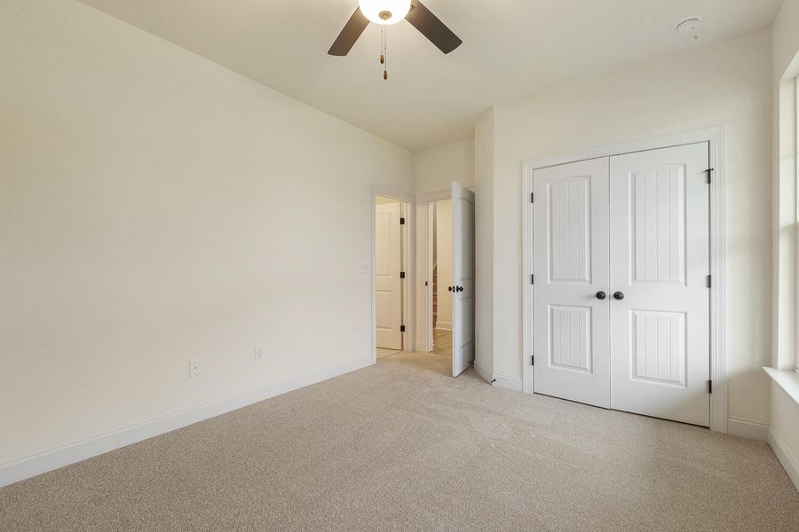Spacious, unfurnished interior of a new home in Berea Farms, Four Oaks (Image 31).
