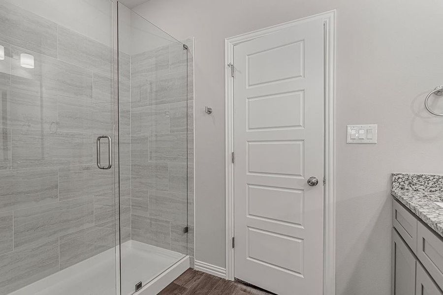 Furnished interior view inside a new home in , Fort Worth (Image 13). Furnished interior view inside a new home in , Fort Worth (Image 13).