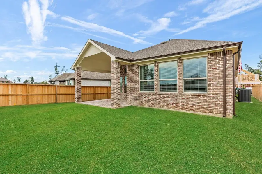**Photos are representative - not of actual home** **Photos are representative - not of actual home**