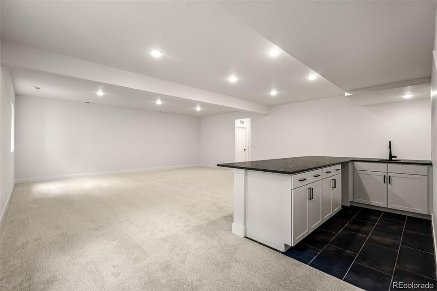 Spacious, unfurnished interior of a new home in Wolf Ranch - Enclave Collection, Colorado Springs (Image 19).