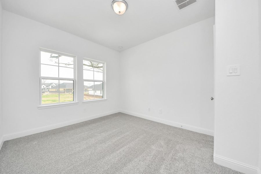 Spacious, unfurnished interior of a new home in , Missouri City (Image 34).