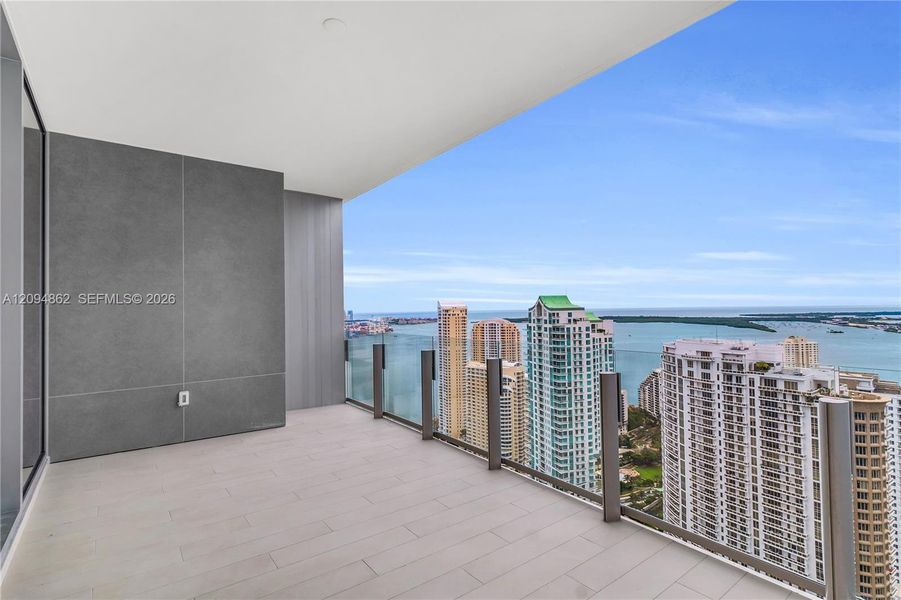 Condo located in Miami, FL showcasing its design and architecture (Image 24). Condo located in Miami, FL showcasing its design and architecture (Image 24).