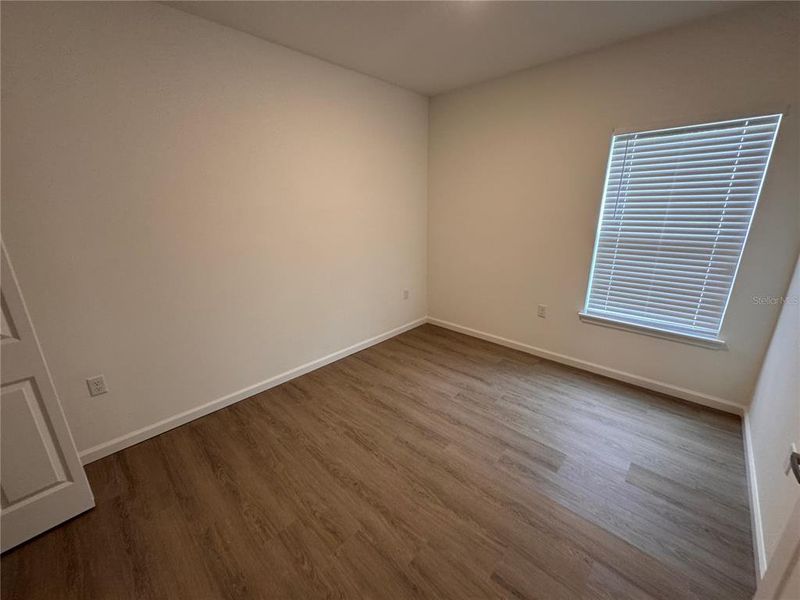 Spacious, unfurnished interior of a new home in , Orlando (Image 15).
