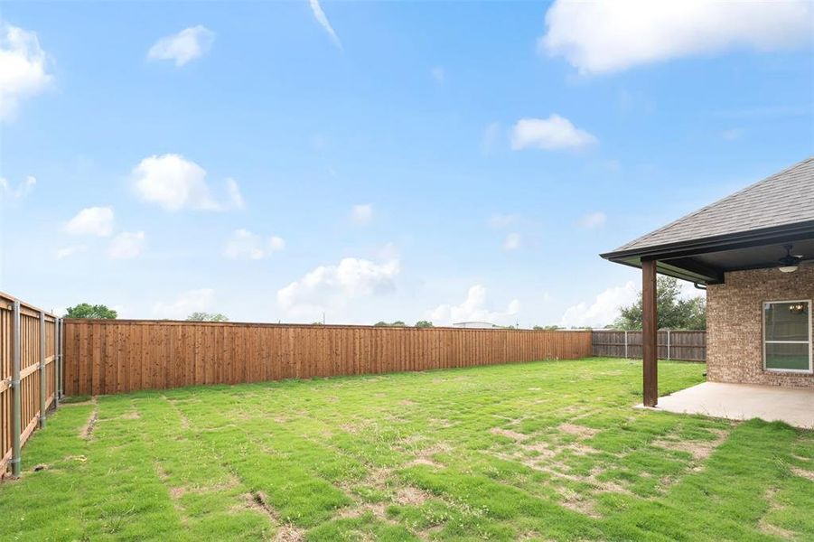 Exterior details and patio area of a home in , Mabank (Image 23).