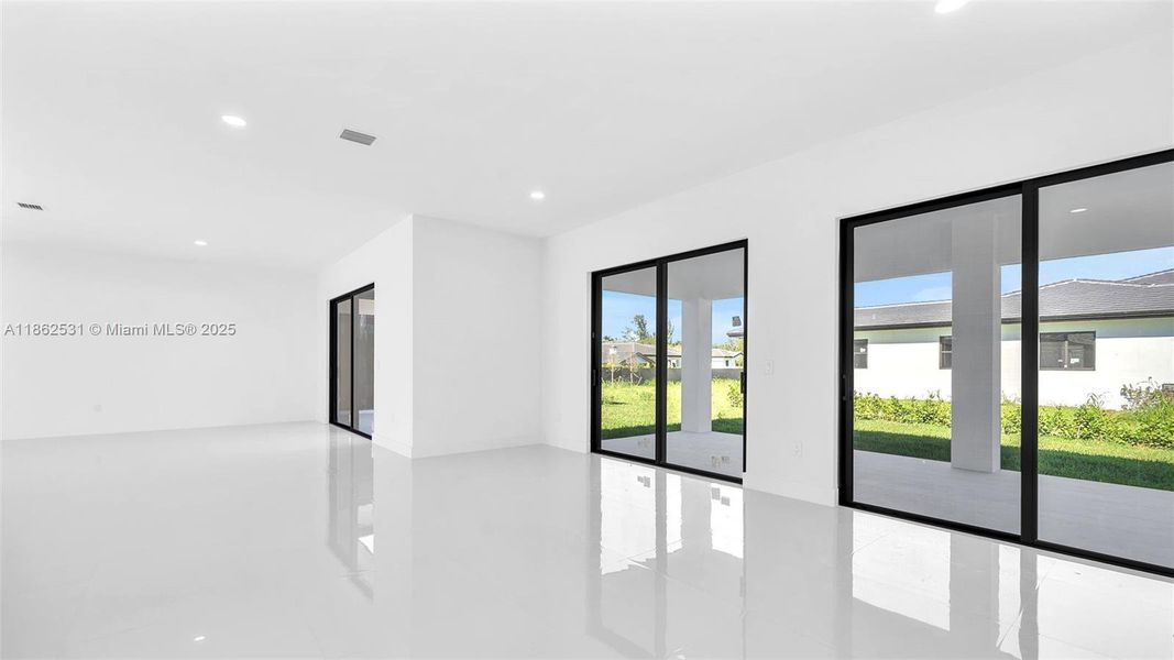 Image 50 of a home in .