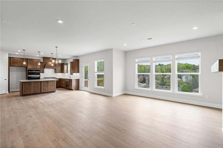 Spacious, unfurnished interior of a new home in Rose Creek, Cumming (Image 17). Spacious, unfurnished interior of a new home in Rose Creek, Cumming (Image 17).