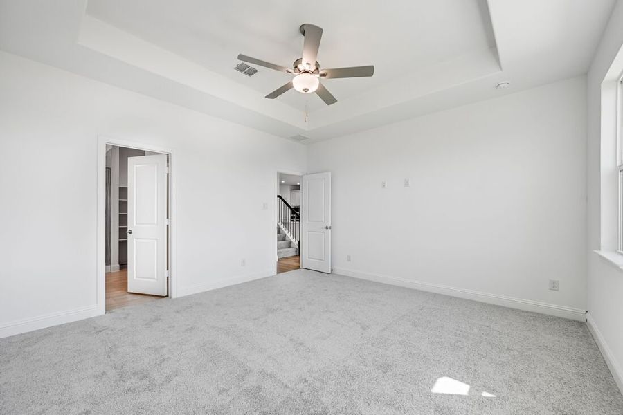 Representative unfurnished interior of a home built from the Orchid by Taylor Morrison in Madero 50s, Fort Worth (Image 10). Representative unfurnished interior of a home built from the Orchid by Taylor Morrison in Madero 50s, Fort Worth (Image 10).