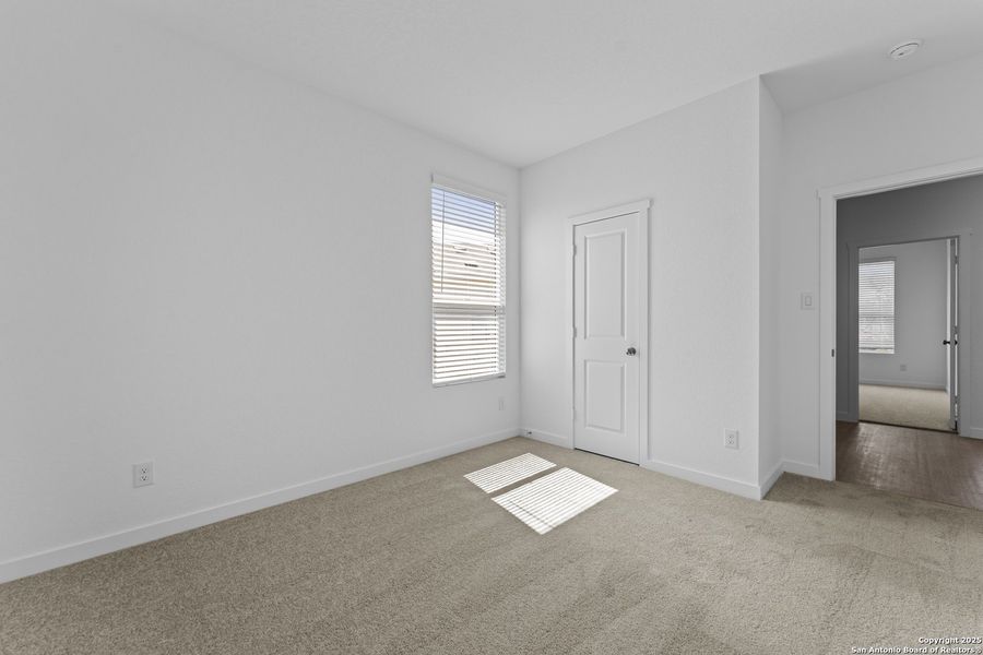 Spacious, unfurnished interior of a new home in Waterwheel: Coastline Collection, San Antonio (Image 17).