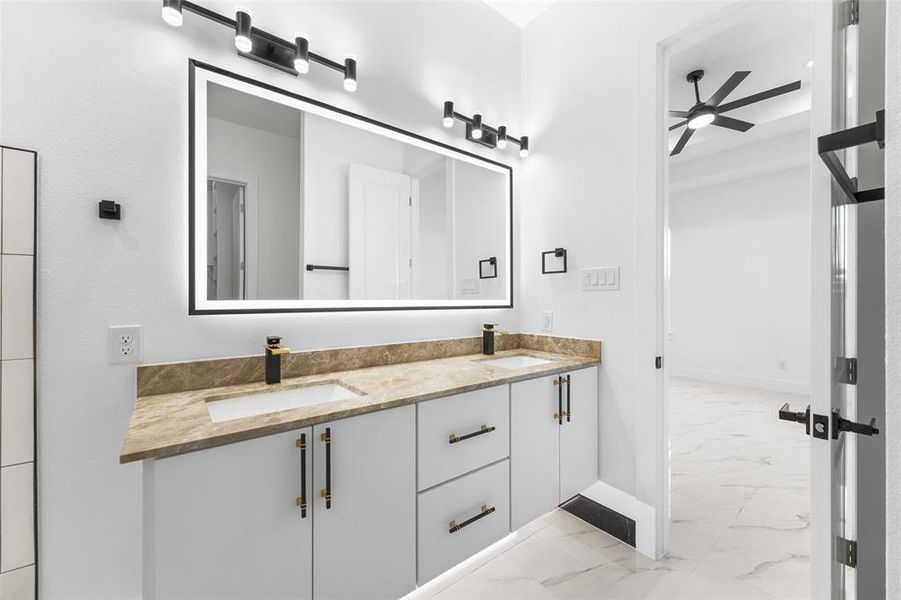 Furnished interior view inside a new home in , Dallas (Image 14).