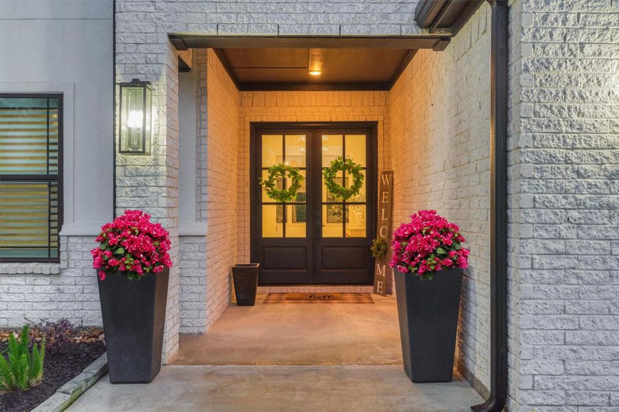 Exterior details and patio area of a home in , Montgomery (Image 3).