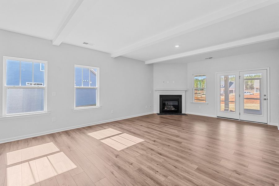 Spacious, unfurnished interior of a new home in Brayden, Advance (Image 19).