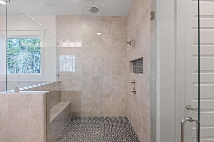 Image 32 of a home in Arden on Lanier.