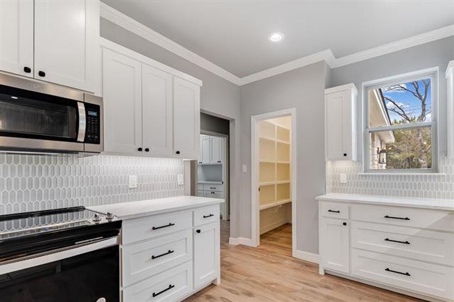 Furnished interior view inside a new home in , Marble Falls (Image 7). Furnished interior view inside a new home in , Marble Falls (Image 7).