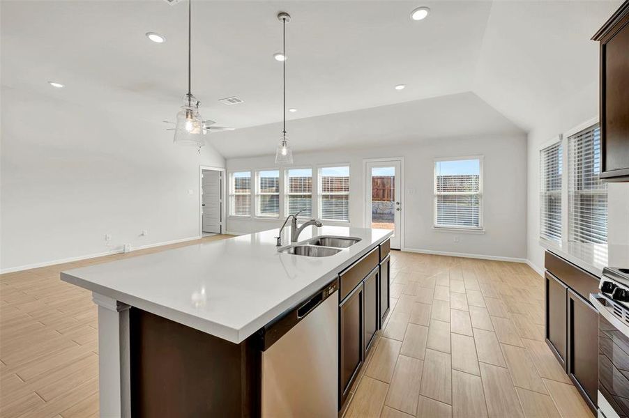 Furnished interior view inside a new home in Elevon, Lavon (Image 6).