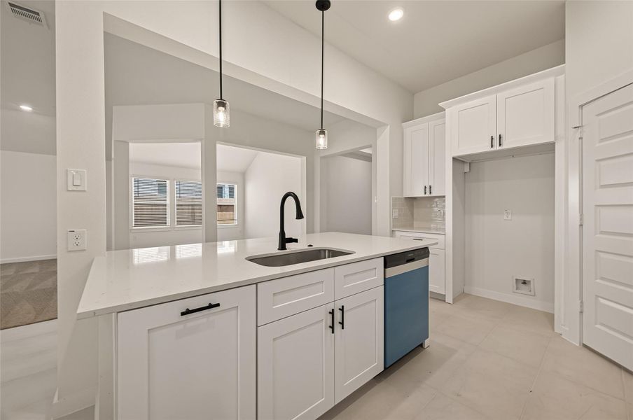 Furnished interior view inside a new home in Foxtail Palms, Manvel (Image 11). Furnished interior view inside a new home in Foxtail Palms, Manvel (Image 11).