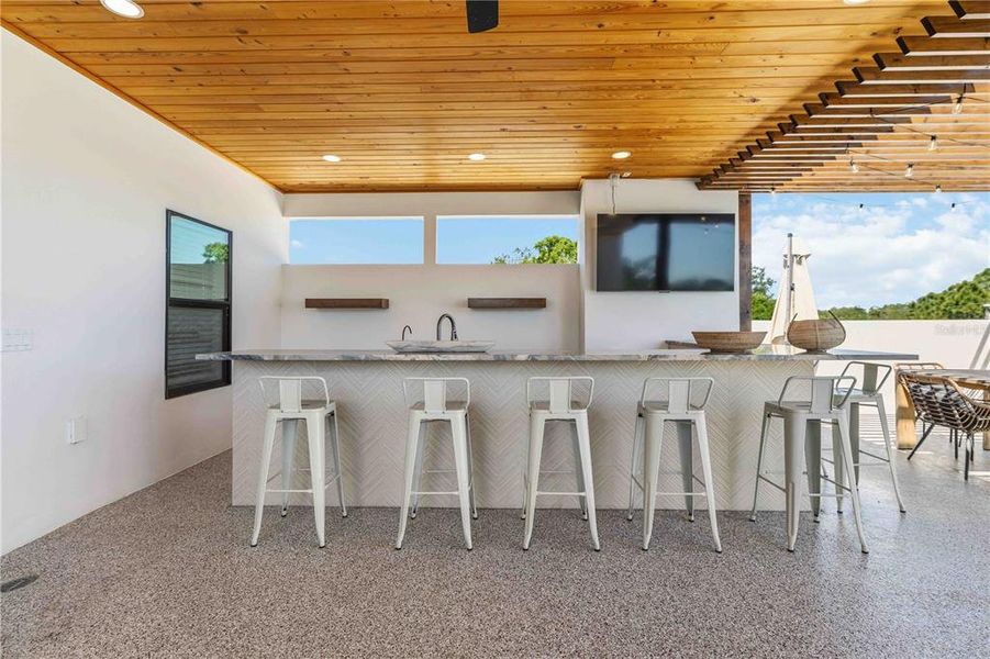 Exterior details and patio area of a home in , Tampa (Image 31).