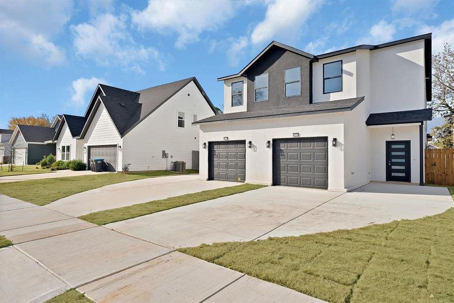Front exterior of a new home in , Fort Worth, TX, highlighting curb appeal (Image 28). Front exterior of a new home in , Fort Worth, TX, highlighting curb appeal (Image 28).
