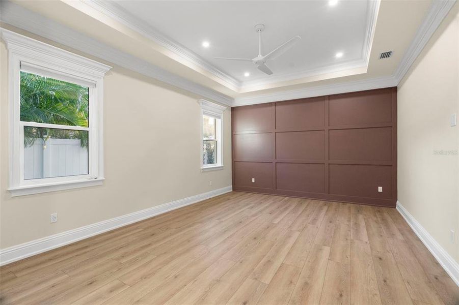 Spacious, unfurnished interior of a new home in , Safety Harbor (Image 52).