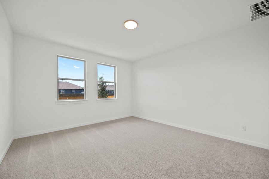 Spacious, unfurnished interior of a new home in Prairie Winds, Hutto (Image 21).