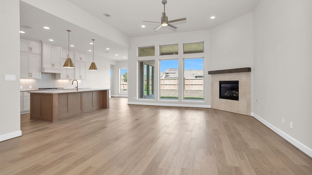 Spacious, unfurnished interior of a new home in Meridiana, Manvel (Image 18). Spacious, unfurnished interior of a new home in Meridiana, Manvel (Image 18).