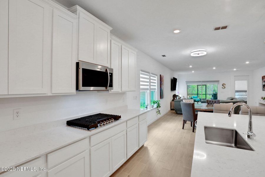 Furnished interior view inside a new home in , Yulee (Image 32).