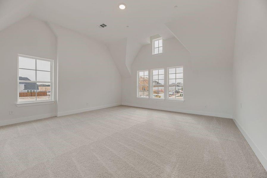 Spacious, unfurnished interior of a new home in Providence Cove, McKinney (Image 22).