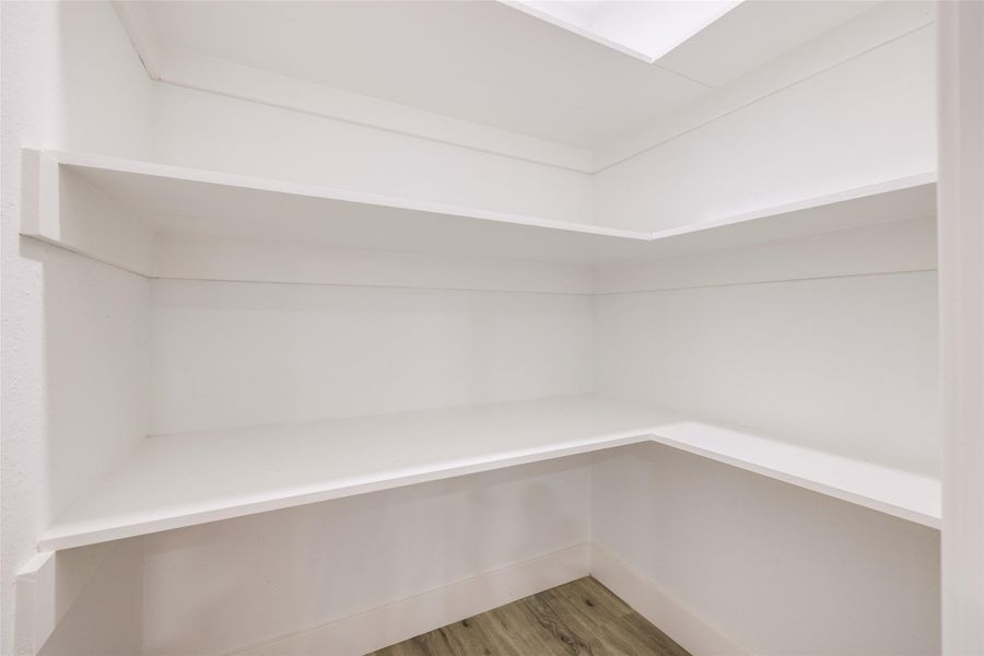 Spacious, unfurnished interior of a new home in , Cleveland (Image 19).