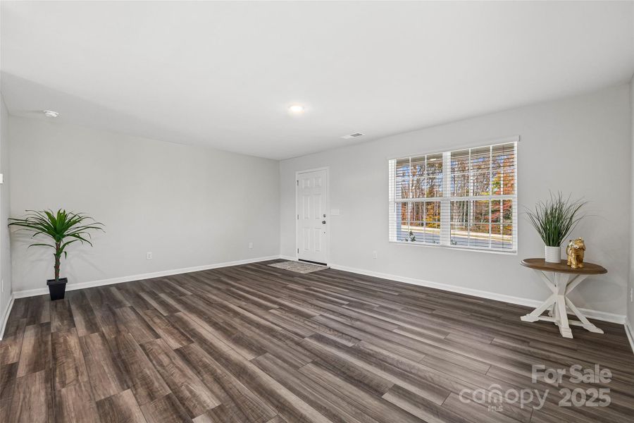 Spacious, unfurnished interior of a new home in Creekside Cottages, Bessemer City (Image 23).