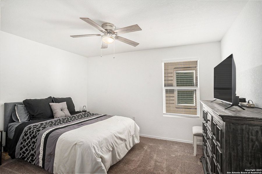 Furnished interior view inside a new home in Mission del Lago: Watermill Collection, San Antonio (Image 12). Furnished interior view inside a new home in Mission del Lago: Watermill Collection, San Antonio (Image 12).