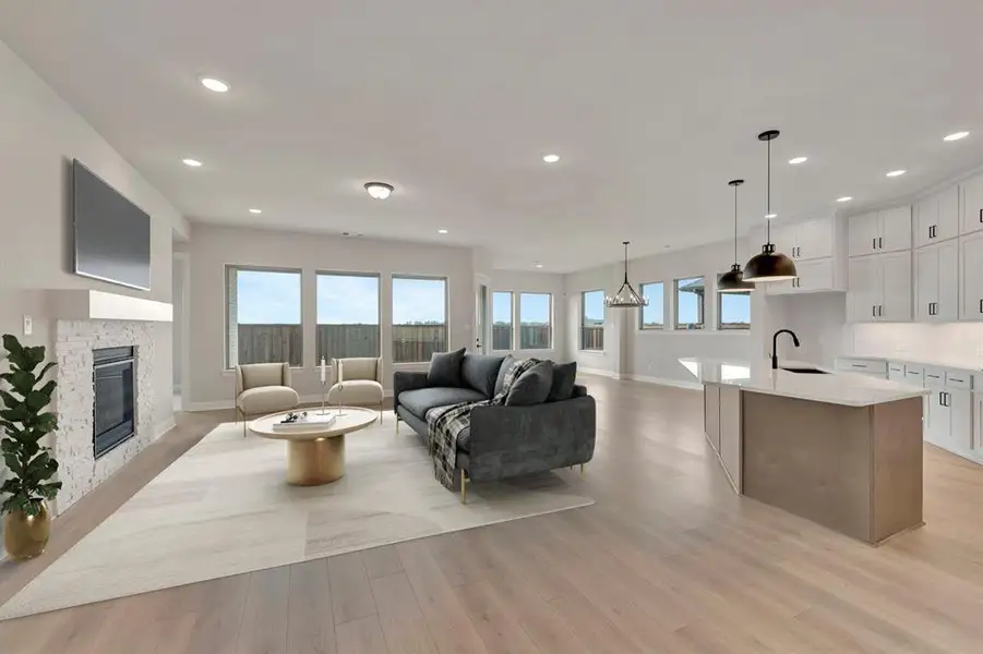 Furnished interior view inside a new home in Myrtle Creek, Waxahachie (Image 7).
