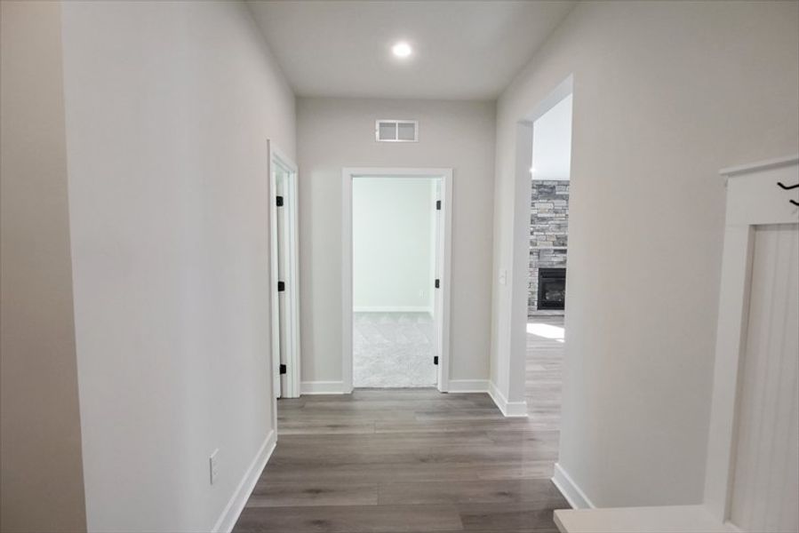 Spacious, unfurnished interior of a new home in Berkeley, Spartanburg (Image 30).