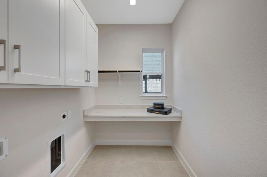 Large utility room with folding table