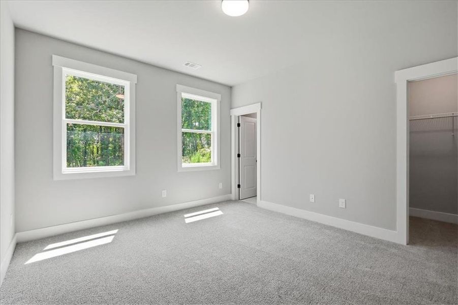 Spacious, unfurnished interior of a new home in , Monroe (Image 28).