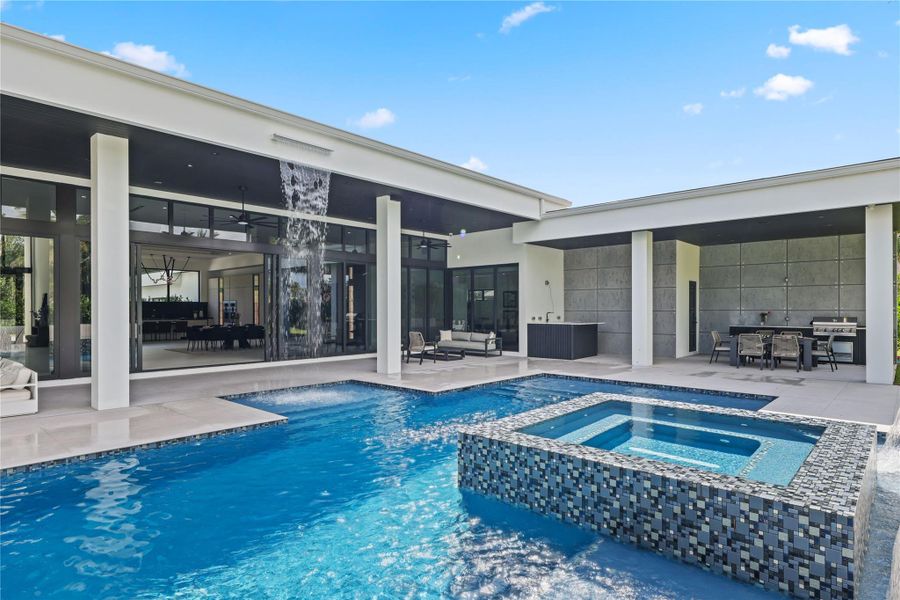 Exterior details and patio area of a home in , Parkland (Image 23).