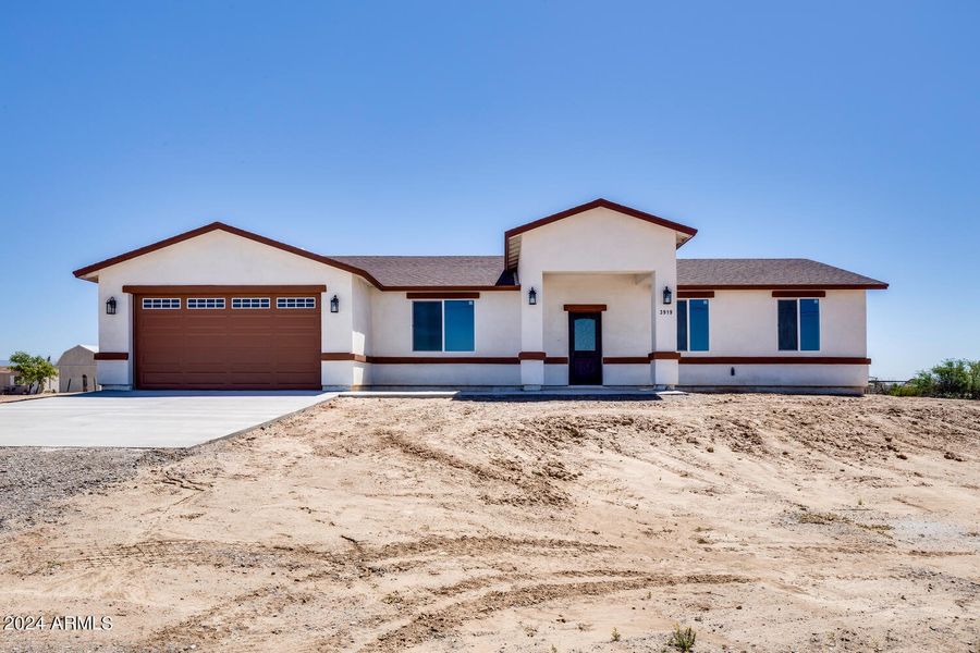 3919 S 336th Ave Tonopah AZ-large-002-00