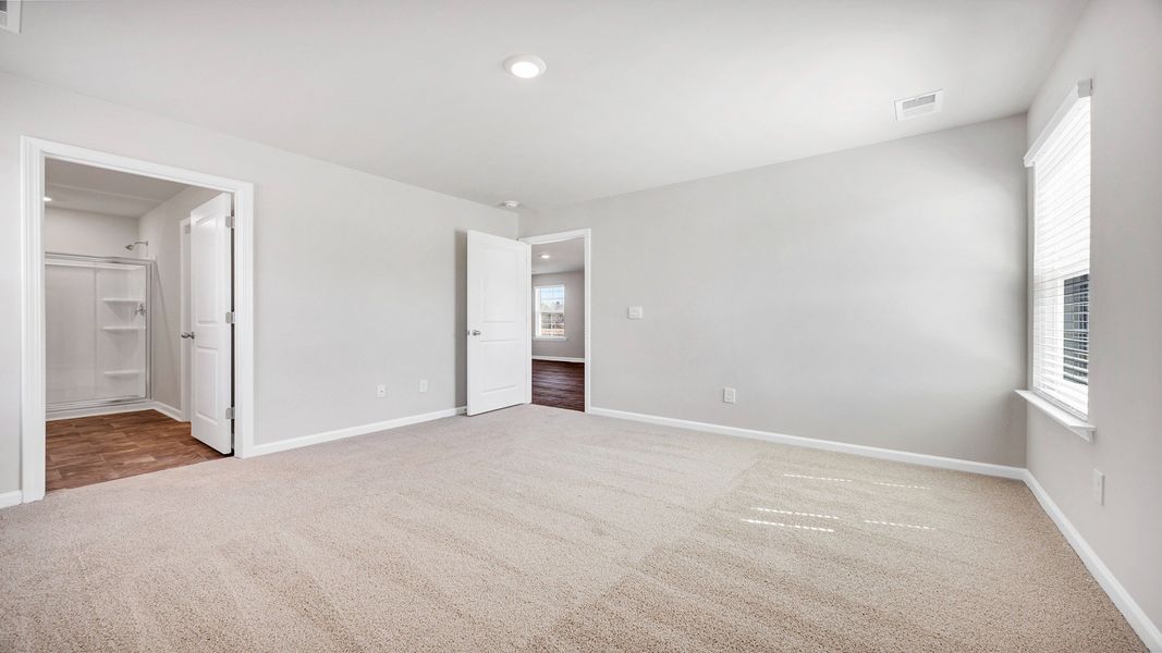 Spacious, unfurnished interior of a new home in The Park at Wilkinson, Orangeburg (Image 18).