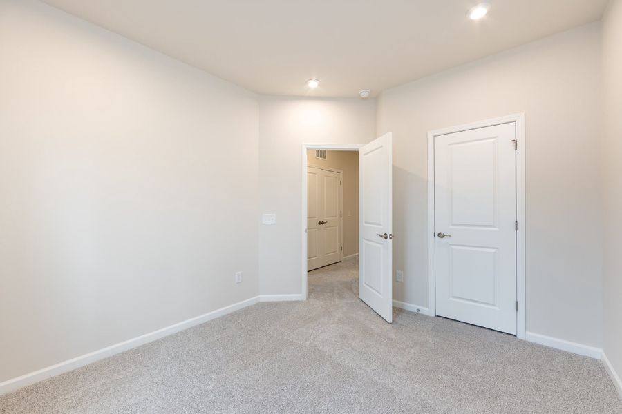 Spacious, unfurnished interior of a new home in Fifteen 15 Cannon, Charlotte (Image 36).