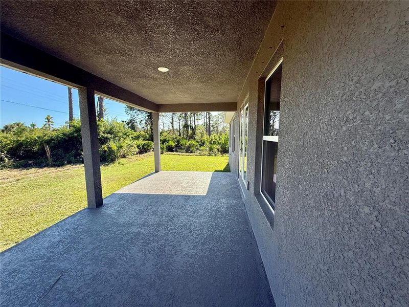 Exterior details and patio area of a home in Rotonda, Rotonda West (Image 3).