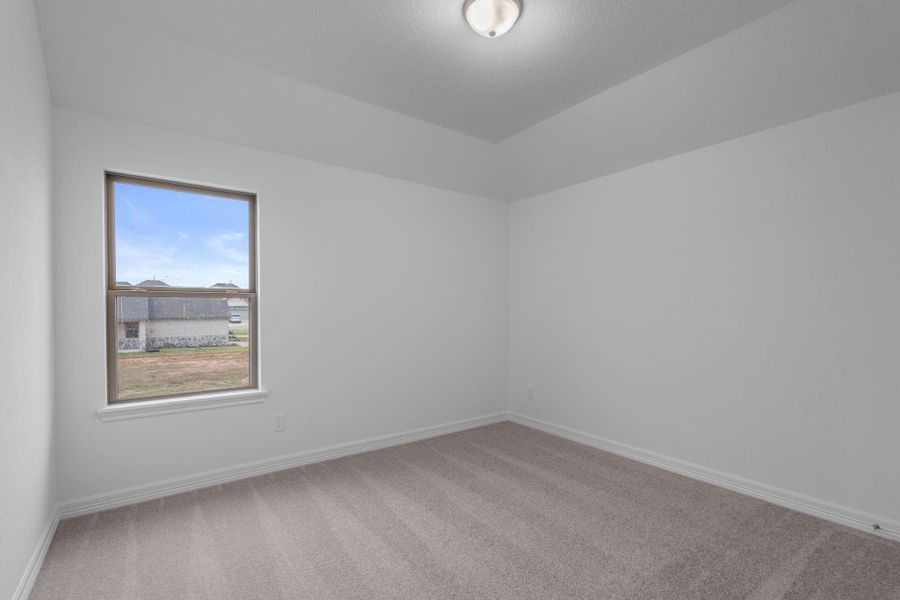 Note: Sample product photo. Actual exterior and interior selections may vary by homesite. Photo may be virtually staged
