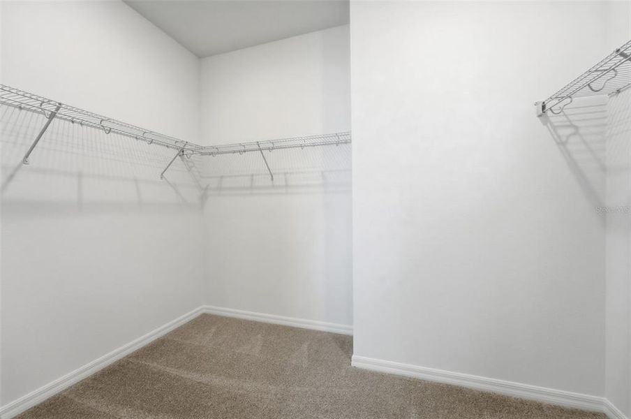 Spacious, unfurnished interior of a new home in Marion Ridge, Haines City (Image 20).