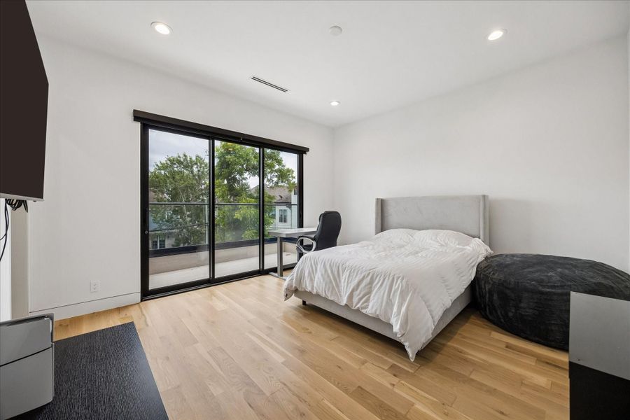 Furnished interior view inside a new home in , Houston (Image 10).