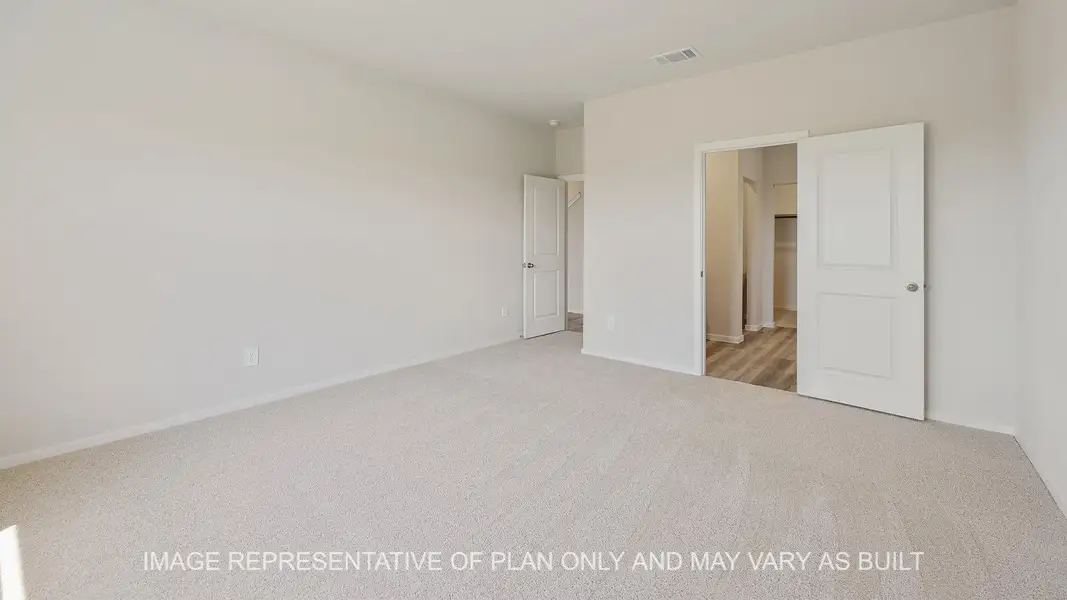 Spacious, unfurnished interior of a new home in Liberty Village, Brenham (Image 13).