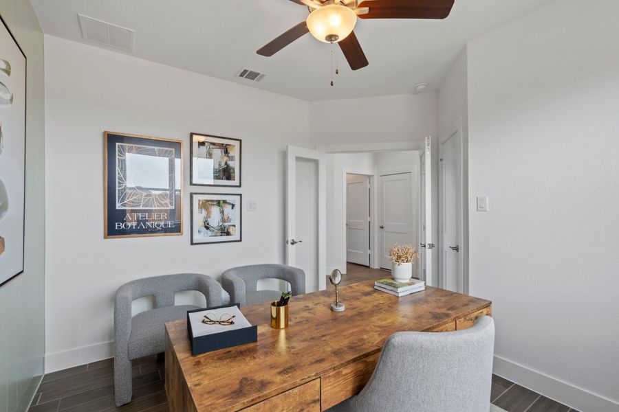 Furnished interior view inside a new home in Jordan Ranch, Fulshear (Image 19).