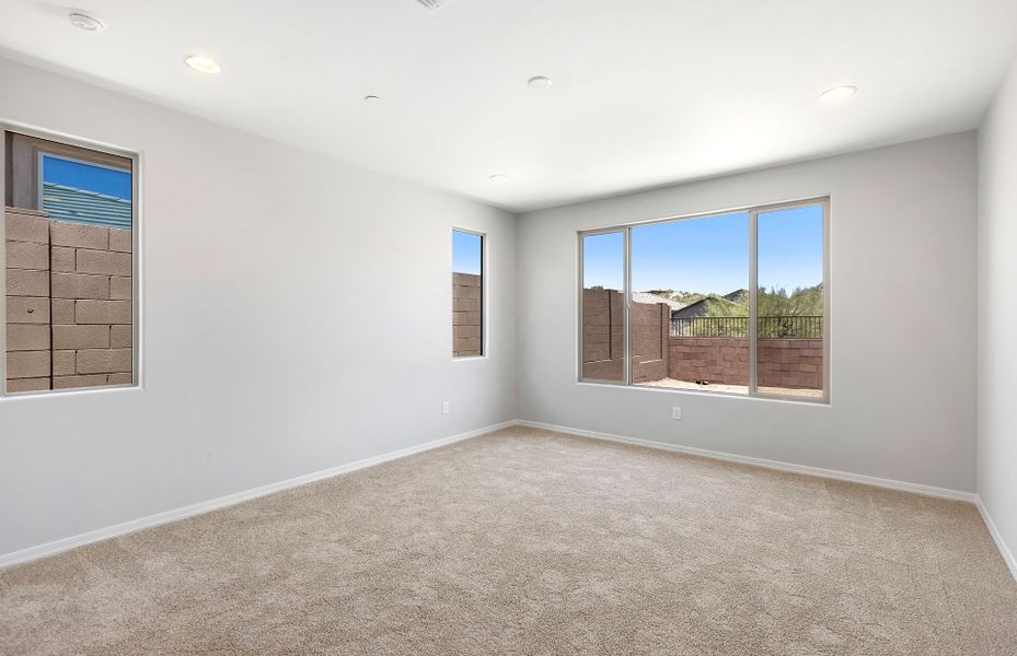 Spacious, unfurnished interior of a new home in Vistoso Canyon Estates, Oro Valley (Image 16). Spacious, unfurnished interior of a new home in Vistoso Canyon Estates, Oro Valley (Image 16).