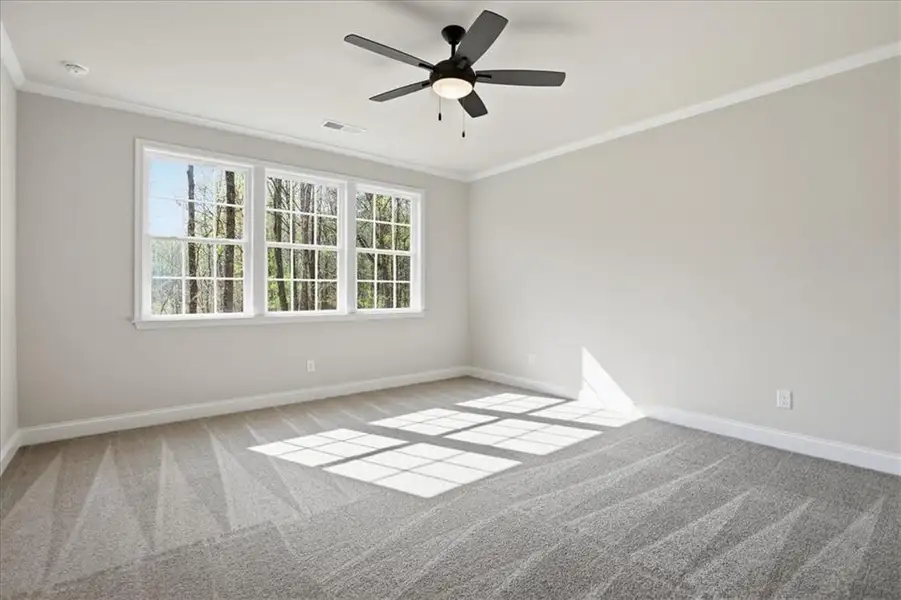 Spacious, unfurnished interior of a new home in Bradley Gin, Monroe (Image 23).
