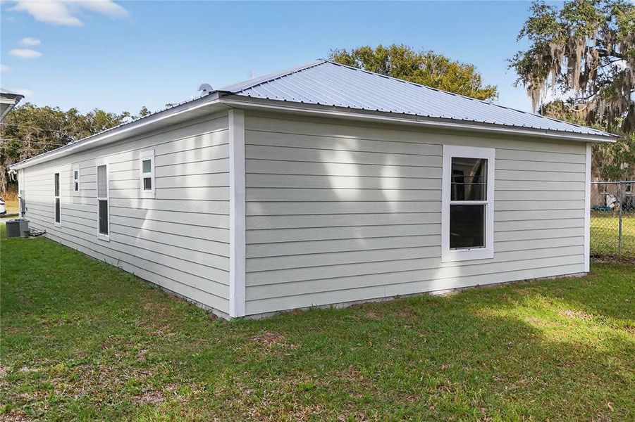 Exterior details and patio area of a home in , Eustis (Image 4). Exterior details and patio area of a home in , Eustis (Image 4).